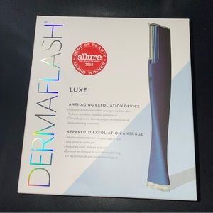 DERMAFLASH LUXE IN NAVY